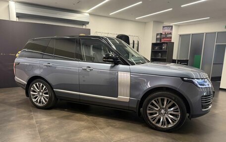 Land Rover Range Rover IV рестайлинг, 2018 год, 6 649 000 рублей, 4 фотография