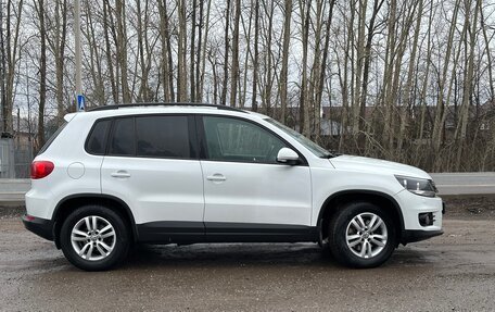 Volkswagen Tiguan I, 2015 год, 1 250 000 рублей, 2 фотография