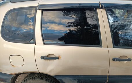 Chevrolet Niva I рестайлинг, 2005 год, 200 000 рублей, 3 фотография