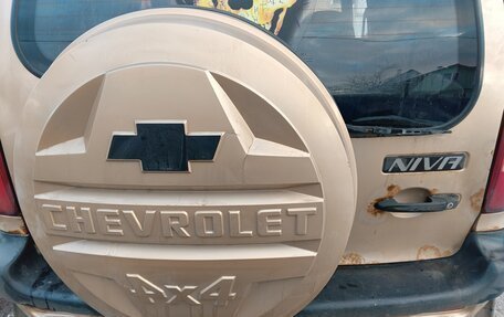 Chevrolet Niva I рестайлинг, 2005 год, 200 000 рублей, 5 фотография