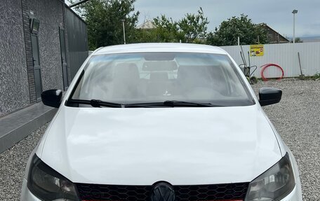 Volkswagen Polo VI (EU Market), 2013 год, 580 000 рублей, 2 фотография