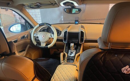 Porsche Cayenne III, 2014 год, 2 690 000 рублей, 10 фотография