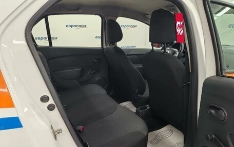 Renault Logan II, 2020 год, 718 000 рублей, 11 фотография