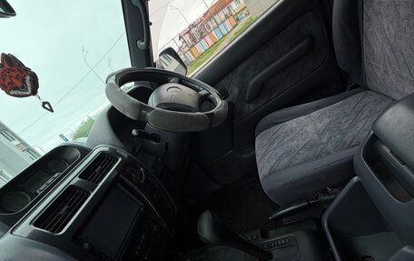 Toyota Land Cruiser Prado 90 рестайлинг, 1996 год, 1 150 000 рублей, 6 фотография
