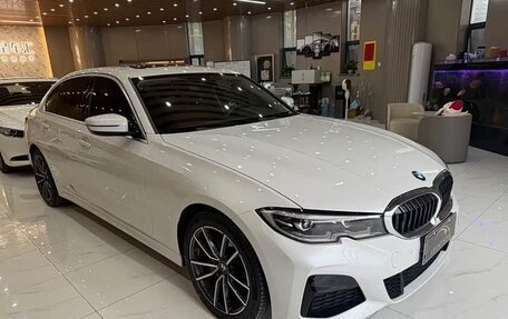 BMW 3 серия, 2022 год, 2 900 000 рублей, 4 фотография