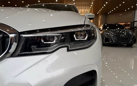 BMW 3 серия, 2022 год, 2 900 000 рублей, 3 фотография