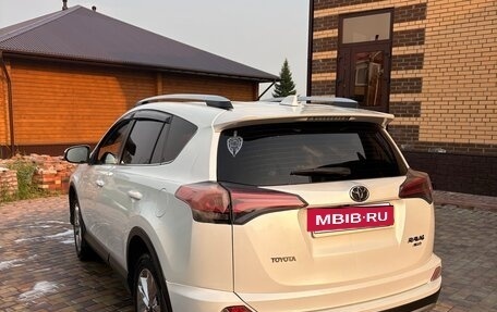 Toyota RAV4, 2018 год, 2 120 000 рублей, 4 фотография