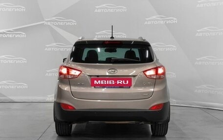 Hyundai ix35 I рестайлинг, 2011 год, 1 580 000 рублей, 4 фотография