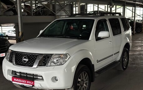 Nissan Pathfinder, 2012 год, 1 400 000 рублей, 3 фотография