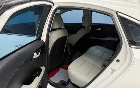 KIA K3, 2023 год, 1 320 000 рублей, 14 фотография