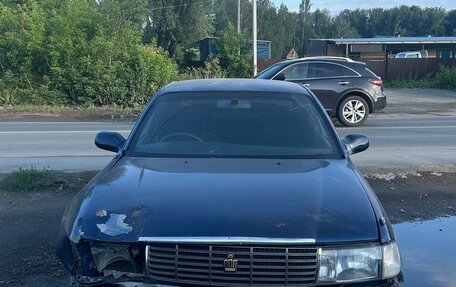 Toyota Crown, 1995 год, 130 000 рублей, 1 фотография