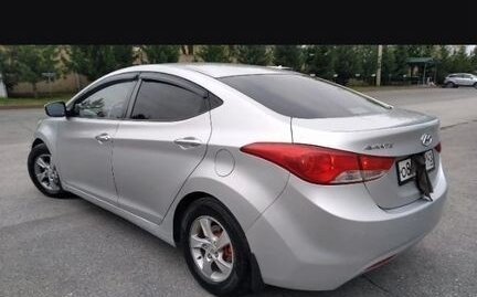 Hyundai Avante, 2011 год, 960 000 рублей, 3 фотография