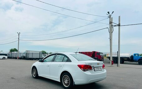 Chevrolet Cruze II, 2010 год, 629 000 рублей, 4 фотография