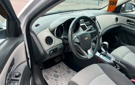 Chevrolet Cruze II, 2010 год, 629 000 рублей, 10 фотография