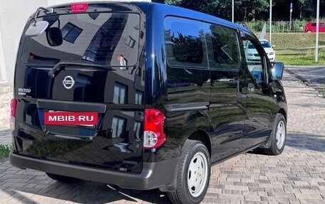 Nissan NV200, 2017 год, 1 295 000 рублей, 6 фотография