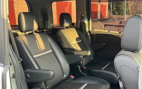 Honda Stepwgn IV, 2019 год, 2 397 000 рублей, 7 фотография