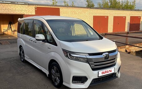 Honda Stepwgn IV, 2019 год, 2 397 000 рублей, 2 фотография