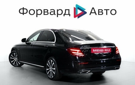 Mercedes-Benz E-Класс, 2019 год, 3 690 000 рублей, 6 фотография