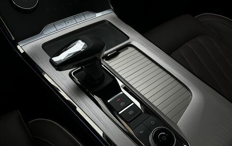 CheryExeed VX, 2022 год, 2 970 000 рублей, 13 фотография