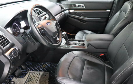 Ford Explorer VI, 2018 год, 2 700 000 рублей, 16 фотография