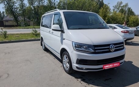 Volkswagen Multivan T6 рестайлинг, 2015 год, 3 500 000 рублей, 2 фотография