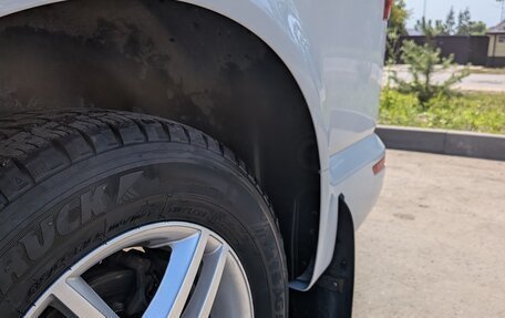 Volkswagen Multivan T6 рестайлинг, 2015 год, 3 500 000 рублей, 14 фотография