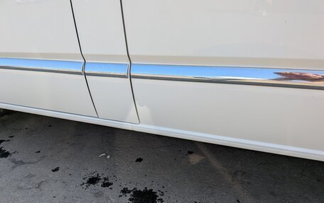 Volkswagen Multivan T6 рестайлинг, 2015 год, 3 500 000 рублей, 18 фотография