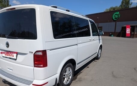 Volkswagen Multivan T6 рестайлинг, 2015 год, 3 500 000 рублей, 7 фотография