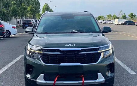 KIA Seltos I, 2023 год, 1 560 010 рублей, 2 фотография