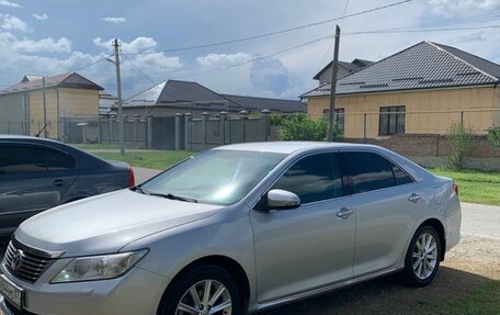 Toyota Camry, 2014 год, 1 680 000 рублей, 2 фотография