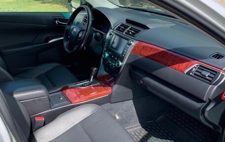 Toyota Camry, 2014 год, 1 680 000 рублей, 8 фотография