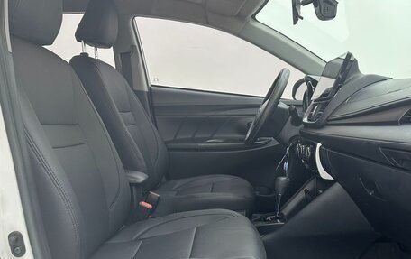 Toyota Yaris XP150 рестайлинг, 2021 год, 1 300 000 рублей, 10 фотография