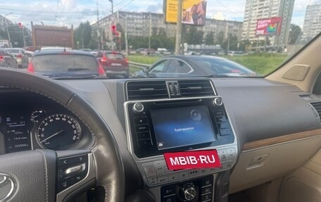 Toyota Land Cruiser Prado 150 рестайлинг 2, 2018 год, 4 299 000 рублей, 2 фотография