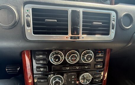 Land Rover Range Rover III, 2006 год, 1 900 000 рублей, 21 фотография