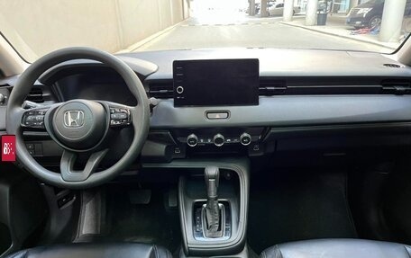 Honda Vezel, 2023 год, 1 570 000 рублей, 6 фотография