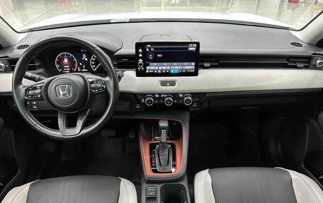 Honda Vezel, 2023 год, 1 580 000 рублей, 8 фотография
