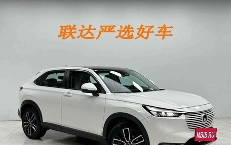 Honda Vezel, 2023 год, 1 580 000 рублей, 3 фотография