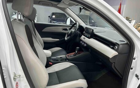 Honda Vezel, 2023 год, 1 580 000 рублей, 10 фотография