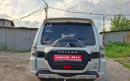 Mitsubishi Pajero IV, 2017 год, 3 500 000 рублей, 4 фотография