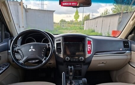 Mitsubishi Pajero IV, 2017 год, 3 500 000 рублей, 7 фотография