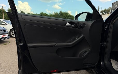 Volkswagen Jetta VI, 2013 год, 797 000 рублей, 16 фотография