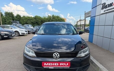 Volkswagen Jetta VI, 2013 год, 797 000 рублей, 5 фотография