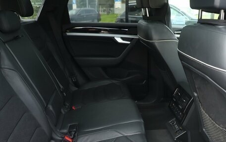Volkswagen Touareg III, 2019 год, 5 000 000 рублей, 8 фотография