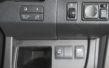 Nissan Serena IV, 2012 год, 1 249 000 рублей, 20 фотография