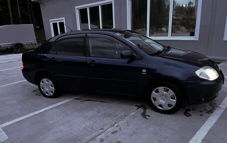 Toyota Corolla, 2003 год, 310 000 рублей, 3 фотография