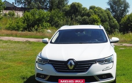 Renault Talisman, 2018 год, 1 550 000 рублей, 2 фотография