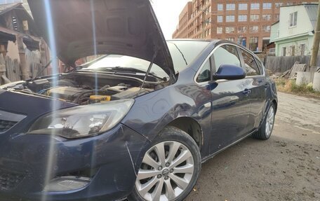 Opel Astra J, 2012 год, 400 000 рублей, 10 фотография
