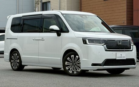 Honda Stepwgn, 2023 год, 2 360 300 рублей, 3 фотография