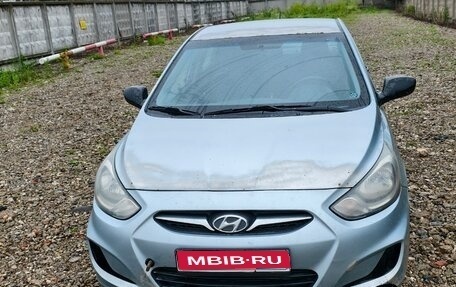 Hyundai Solaris II рестайлинг, 2011 год, 370 000 рублей, 1 фотография