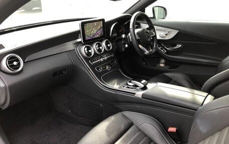 Mercedes-Benz C-Класс, 2017 год, 1 885 000 рублей, 14 фотография